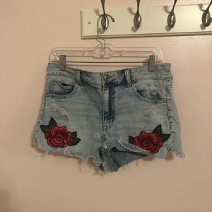 American Eagle Super Stretch Hi-rise shortie